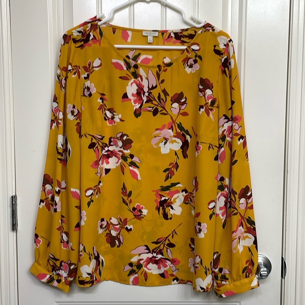 Talbots long sleeve‎ blouse